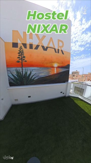 Mi visita al @hostelnixar de Almería, tiene una terraza que es lo mas!!
Un sitio donde disfrutar de lo lindo
Con unas vistas inmejorables