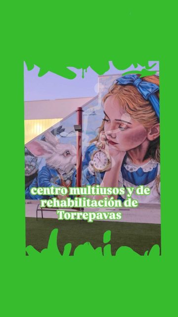 Este a sido el resultado de la visita al Patronato de discapacidad La Rinconada en el centro multiusos y de rehabilitación de Torrepavas de la @ayuntamiento_de_la_rinconada , este mural con tematica literaria que hemos elegido de Alicia en el pais de las Maravillas, creo que va muy bien con la ubicación y con mis amigos y amigas del centro, que he disfrutado de su compañia estos dias, gracias por todo!!
Este proyecto hemos trabajado sobre el entorno, temática y diseño final de la mano de @lienzos_urbanos
Un placer como siempre, @merchimbr @raquel_vega_coca gracias! @belledalopez
🧱C/ Tres de Abril de los Ayuntamientos Democráticos, nº 29, ( La Rinconada, Sevilla)🧱
#aliciaenelpaisdelasmaravillas #larinconada #nauni69 #nauni