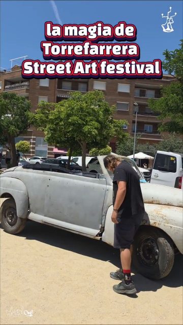 En @tsaf_streetart este año se volvió a respirar la magia del festival, yo pude tocar un coche de los años 40, aunque me regaño la regidora @celiaperpinya ,
Gracias un año mas por todo, y por cuidarme también , sois muy grandes, @elisabeth_vicens @celiaperpinya @anna_campos_valverde